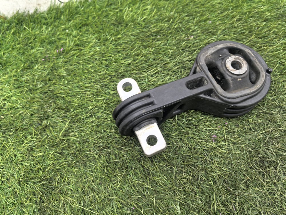 Подушка двигателя, 2000 рублей, Красноярск