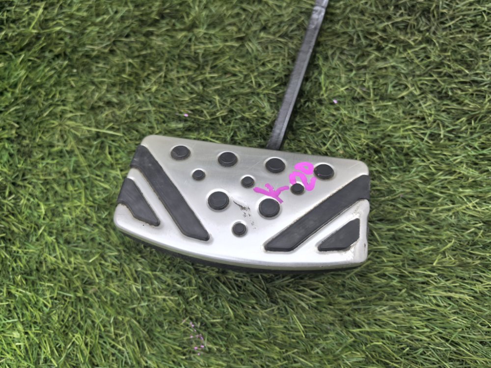 Педаль тормоза, 2000 рублей, Красноярск