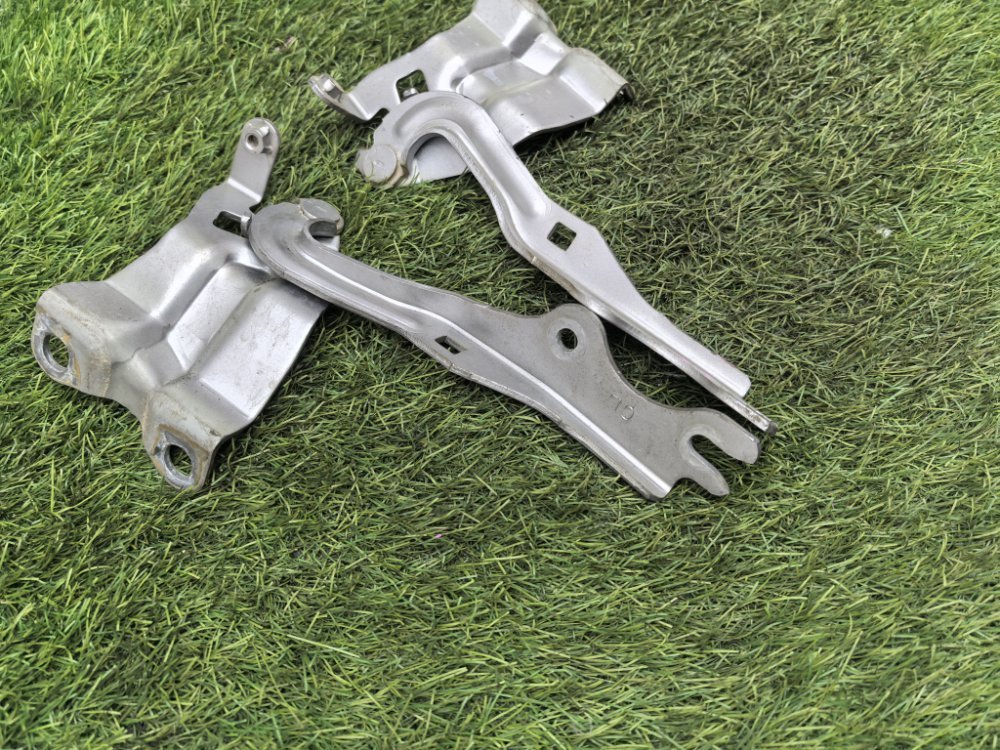 крепление капота, 1500 рублей, Красноярск