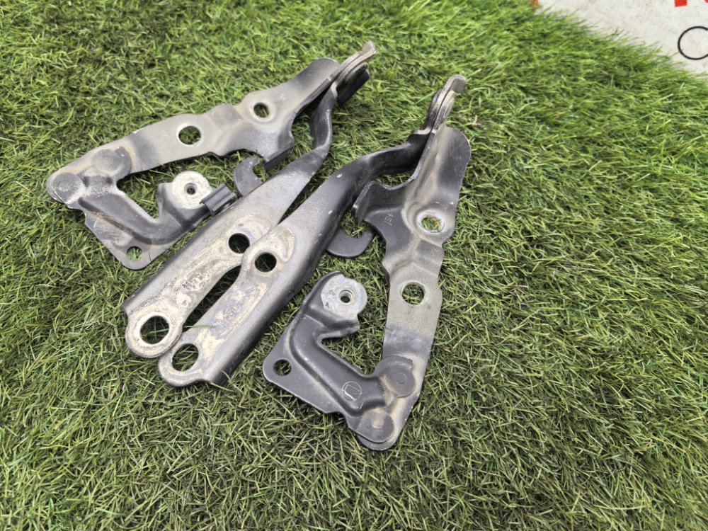 крепление капота, 4500 рублей, Красноярск