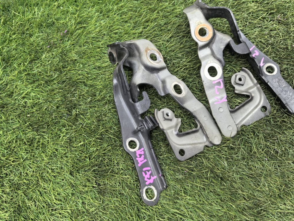 крепление капота, 4500 рублей, Красноярск