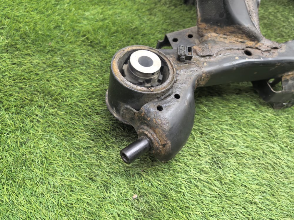 балка поперечная, 6500 рублей, Красноярск