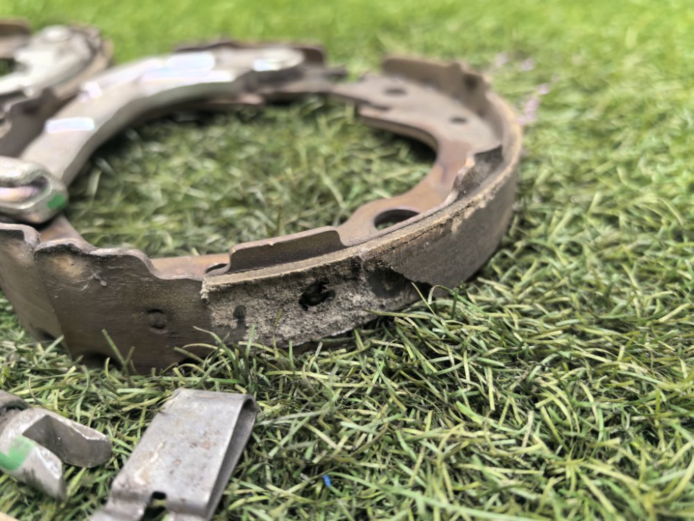 Колодки стояночного тормоза, 3000 рублей, Красноярск