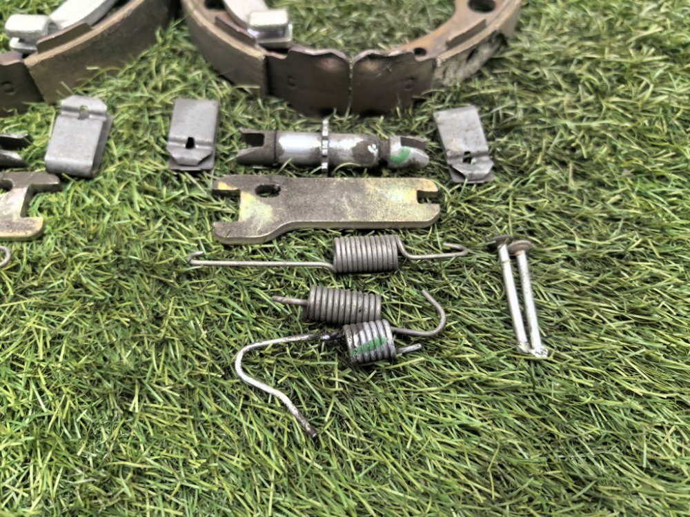 Колодки стояночного тормоза, 3000 рублей, Красноярск