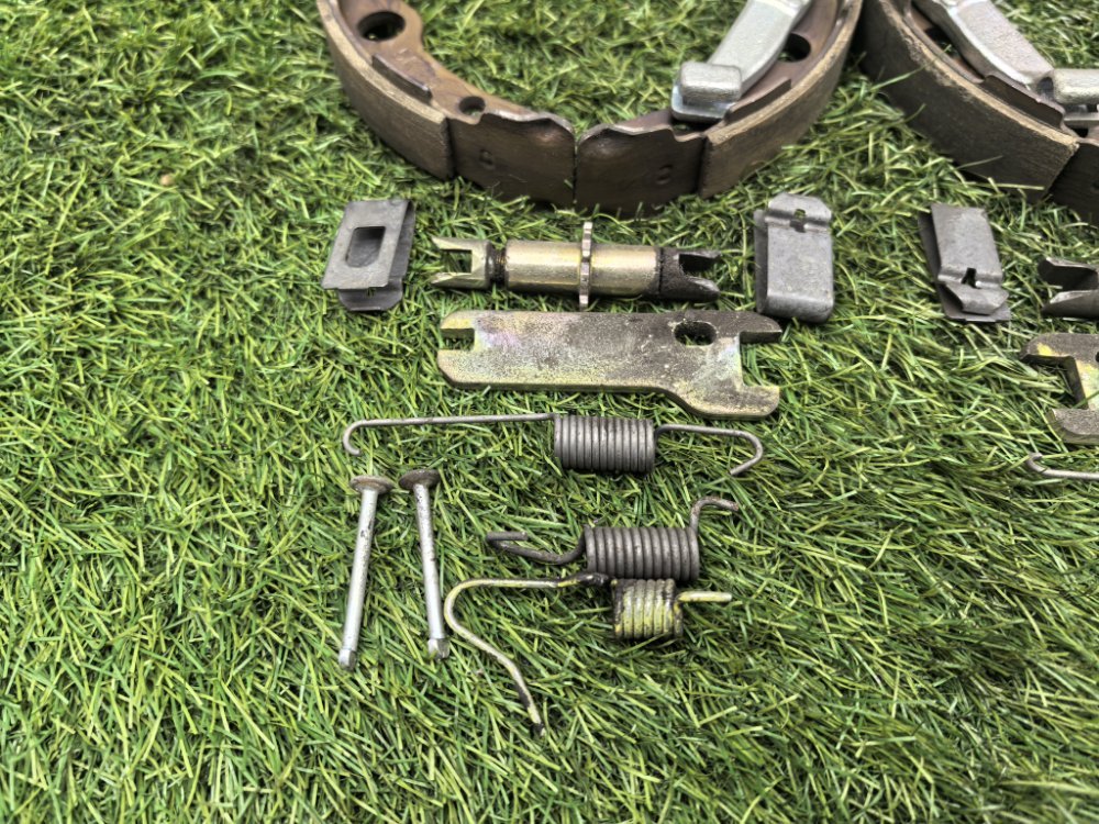 Колодки стояночного тормоза, 3000 рублей, Красноярск