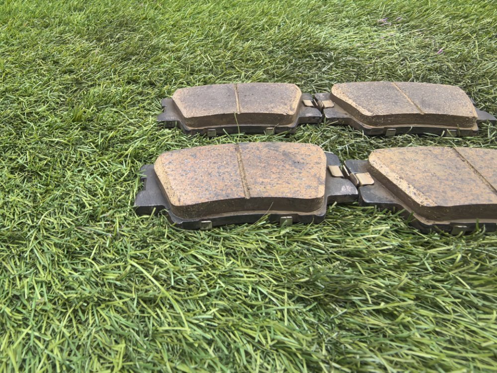 Колодки тормозные, 2000 рублей, Красноярск