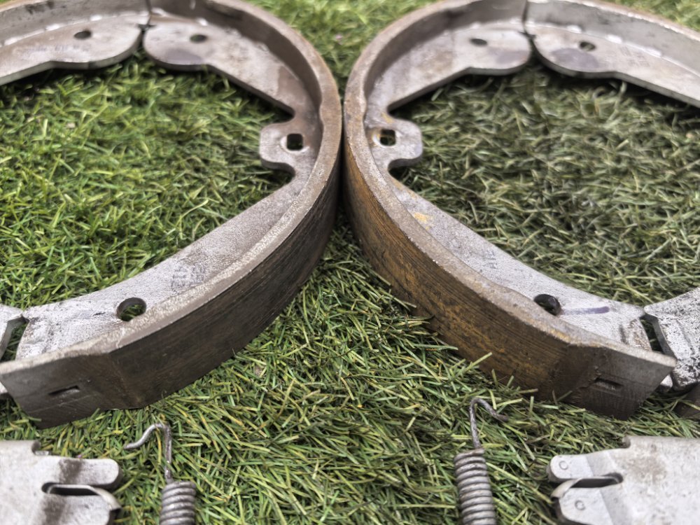 Колодки стояночного тормоза, 3000 рублей, Красноярск