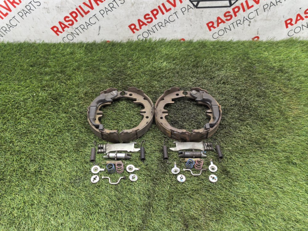 Колодки стояночного тормоза, 4000 рублей, Красноярск