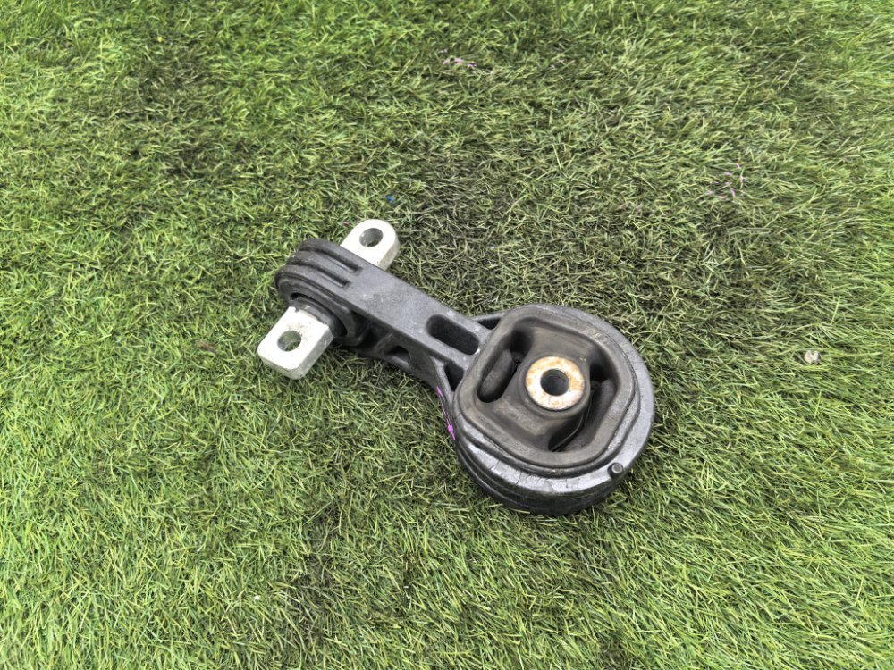 Подушка двигателя, 2000 рублей, Красноярск