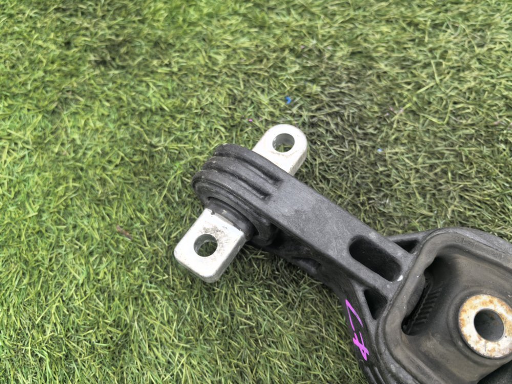 Подушка двигателя, 2000 рублей, Красноярск