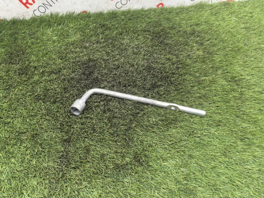 Ключ балонный, 600 рублей, Красноярск