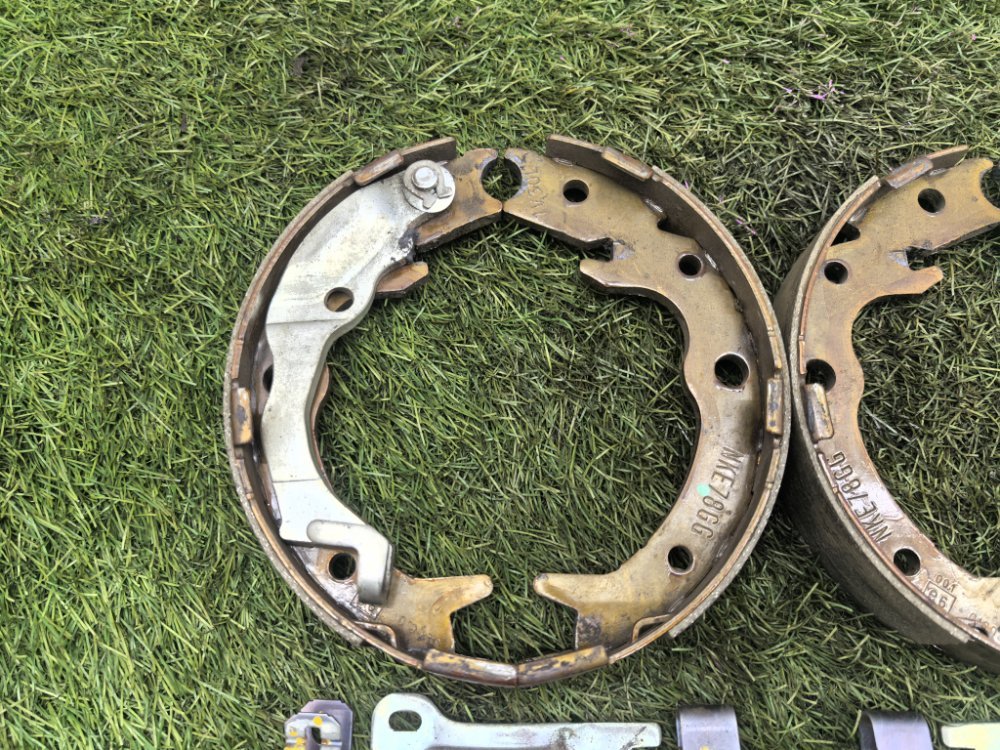 Колодки стояночного тормоза, 2500 рублей, Красноярск