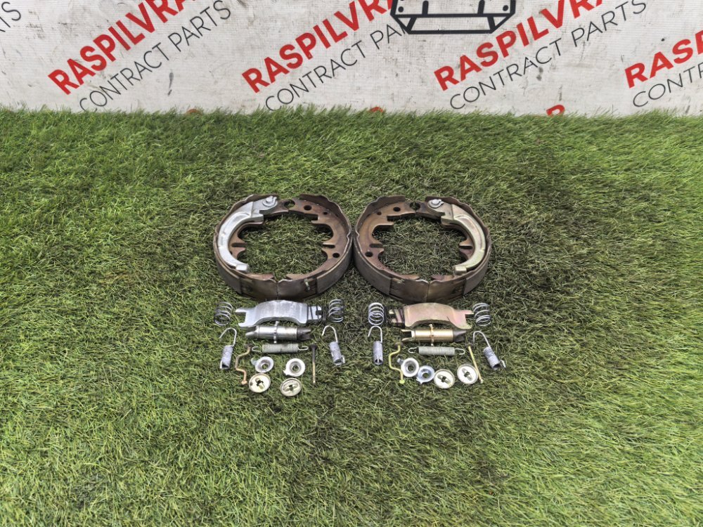 Колодки стояночного тормоза, 4000 рублей, Красноярск