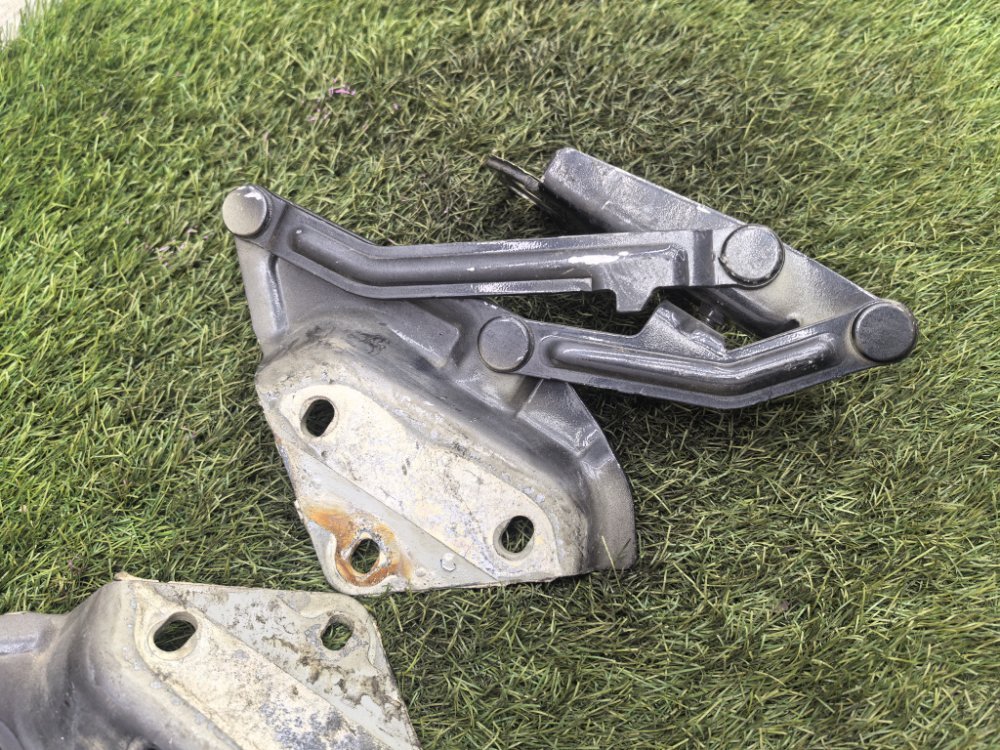 крепление капота, 1500 рублей, Красноярск