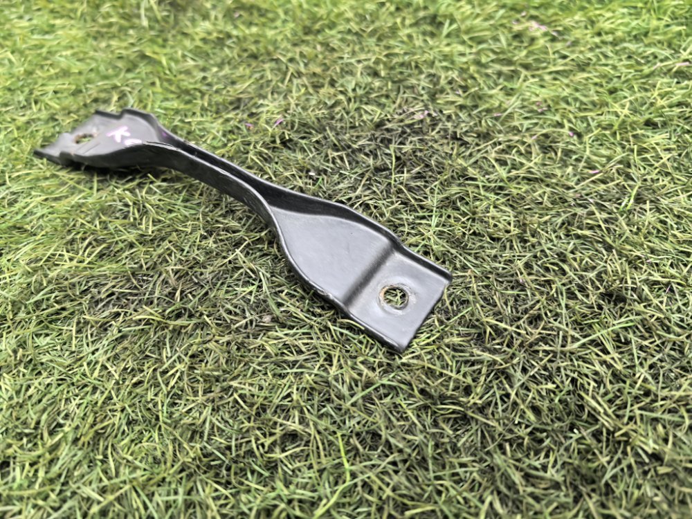 Крепление аккумулятора, 1000 рублей, Красноярск