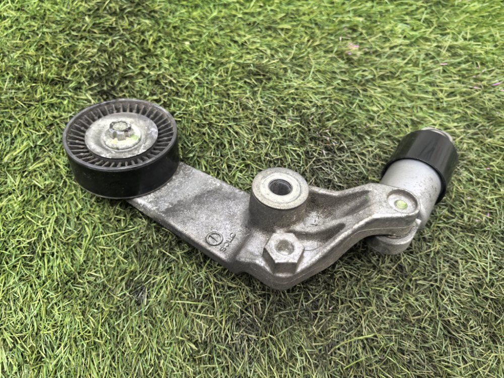 натяжной ролик, 3000 рублей, Красноярск