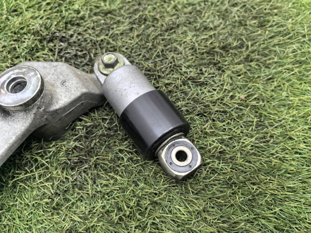 натяжной ролик, 3000 рублей, Красноярск