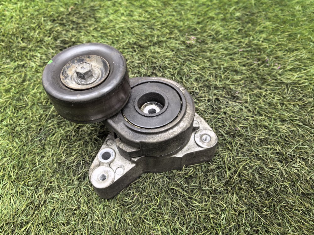 натяжной ролик, 3000 рублей, Красноярск