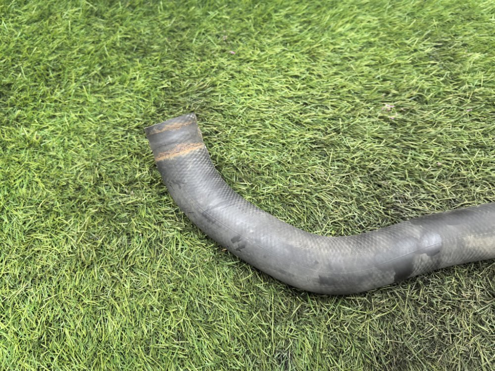 Патрубок радиатора, 1500 рублей, Красноярск