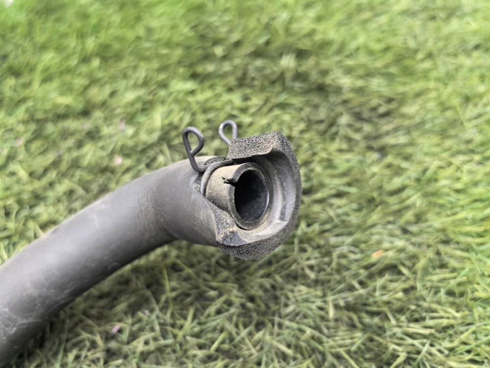 патрубок картерных газов, 1100 рублей, Красноярск