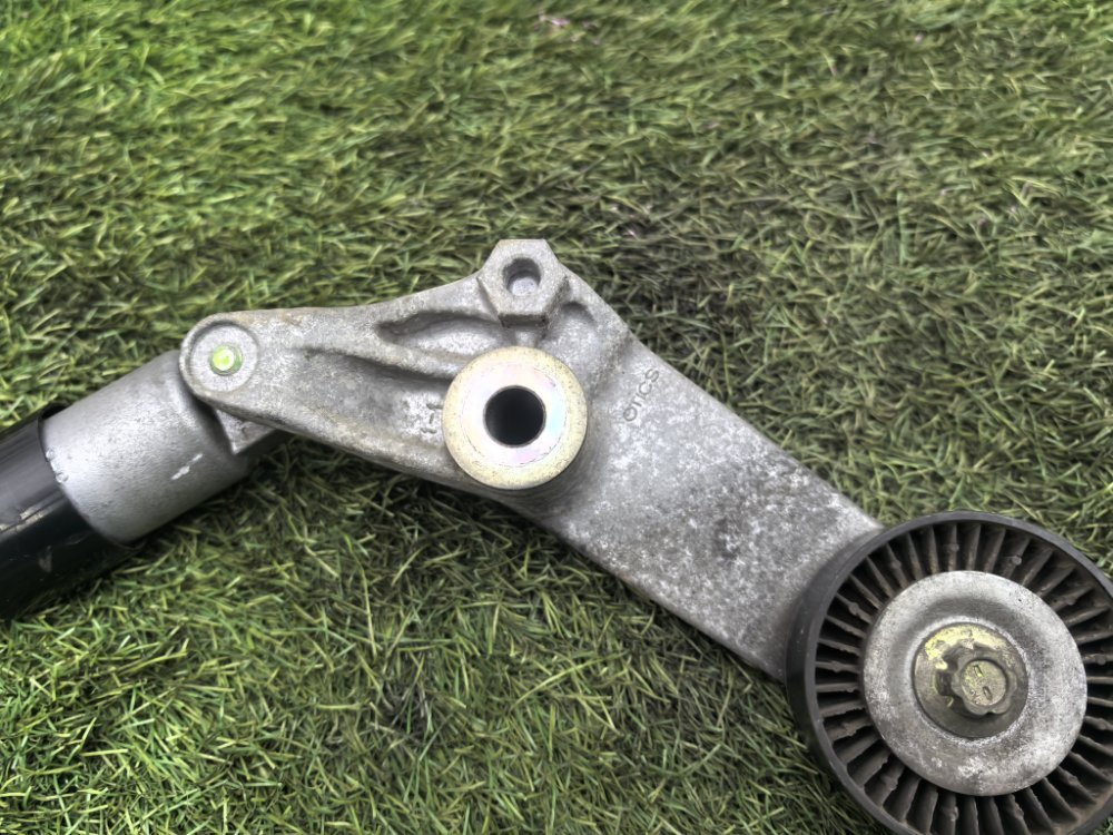 натяжной ролик, 2500 рублей, Красноярск