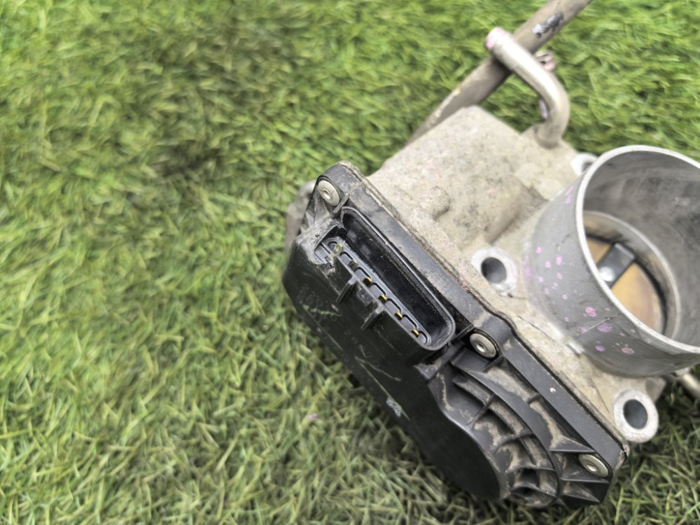 заслонка дроссельная, 2000 рублей, Красноярск