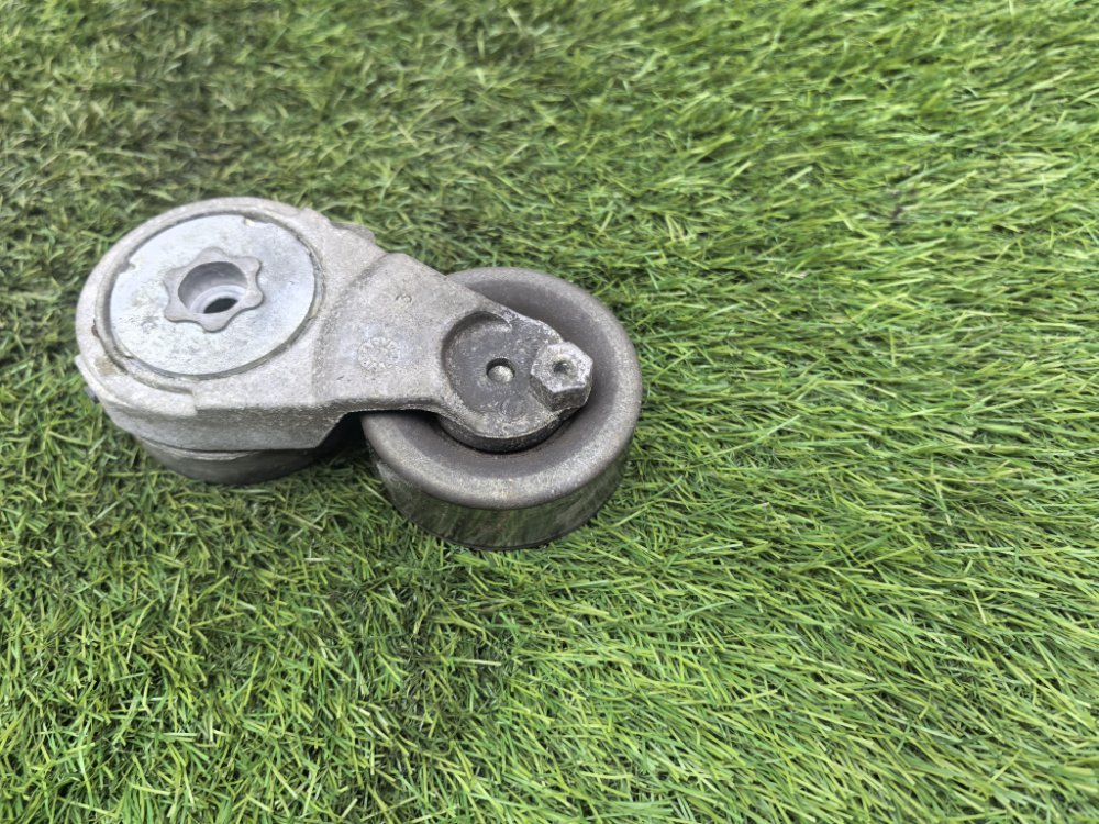 натяжной ролик, 1500 рублей, Красноярск