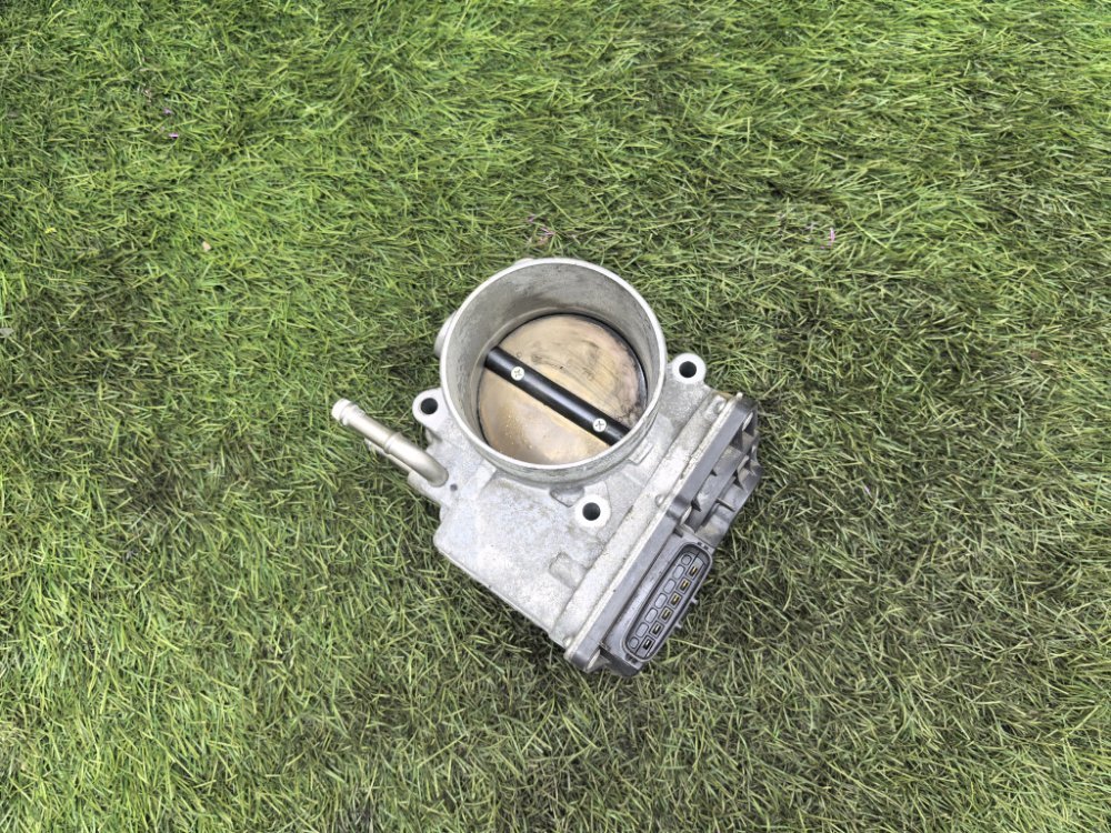 заслонка дроссельная, 2000 рублей, Красноярск