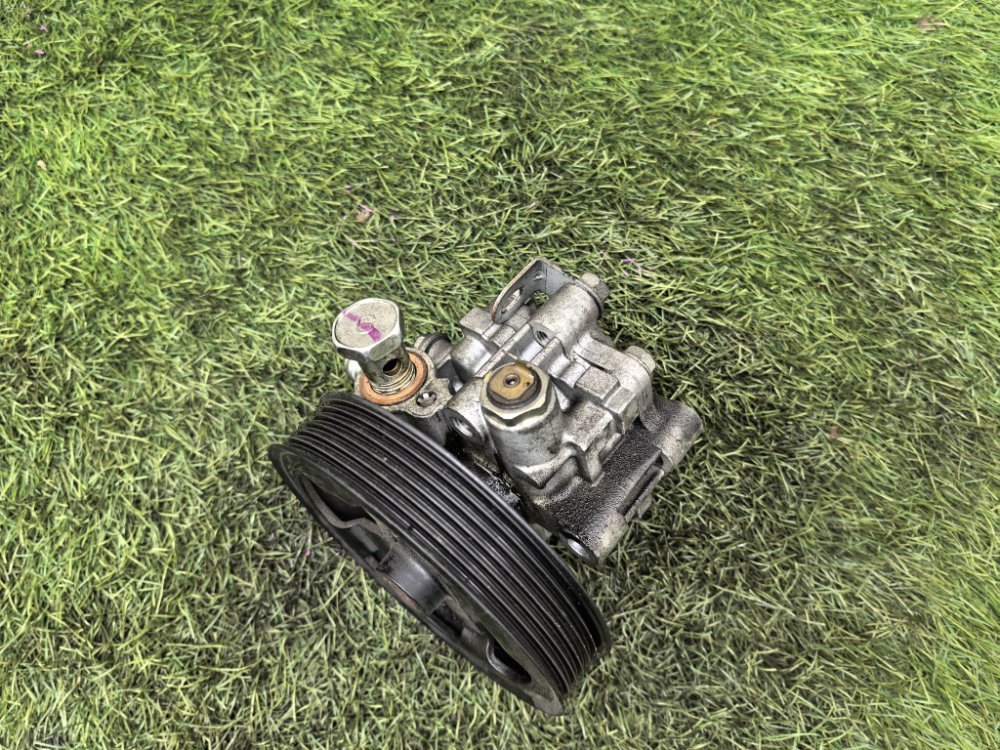 Насос гидроусилителя руля, 8000 рублей, Красноярск