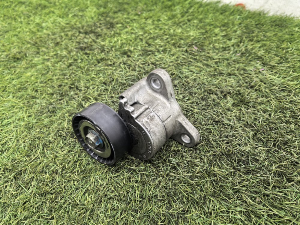 натяжной ролик, 2500 рублей, Красноярск