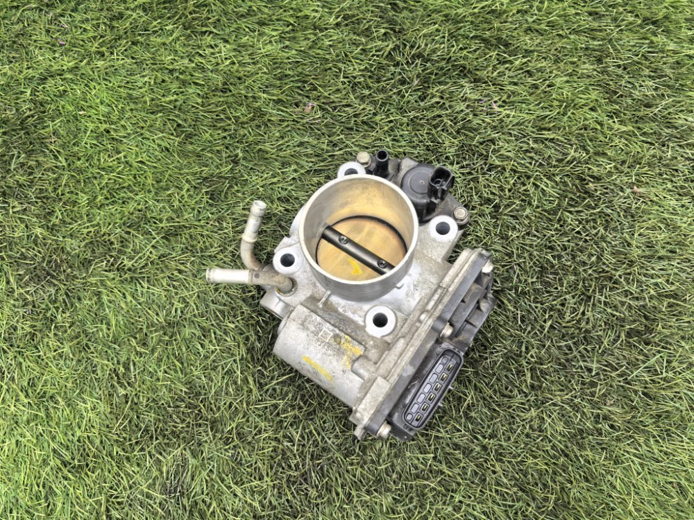 заслонка дроссельная, 2000 рублей, Красноярск