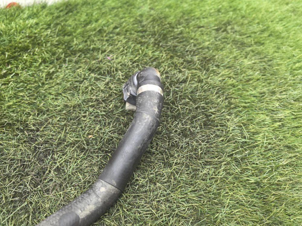 Патрубок системы охлаждения, 1000 рублей, Красноярск