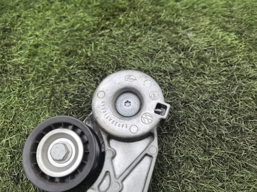 натяжной ролик, 2500 рублей, Красноярск