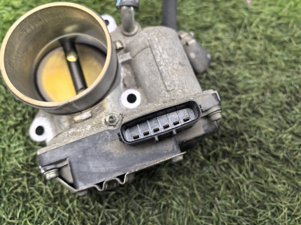 заслонка дроссельная, 2000 рублей, Красноярск