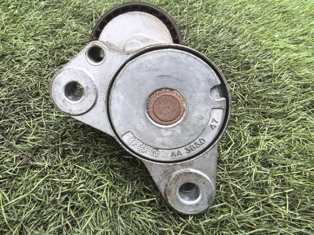 натяжной ролик, 2000 рублей, Красноярск