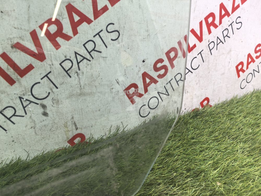 стекло боковое, 1500 рублей, Красноярск