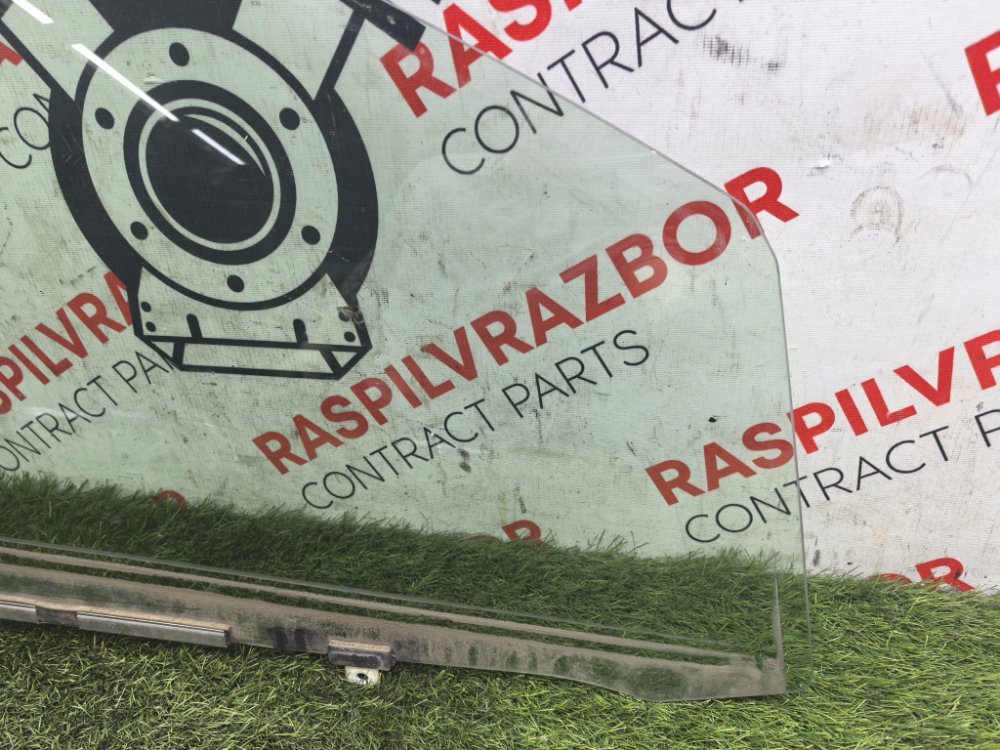 стекло боковое, 1500 рублей, Красноярск