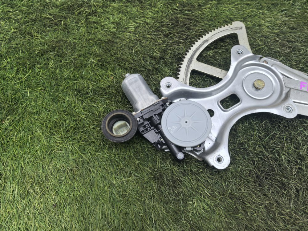 Стеклоподъемный механизм, 2000 рублей, Красноярск