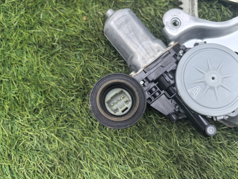 Стеклоподъемный механизм, 2000 рублей, Красноярск