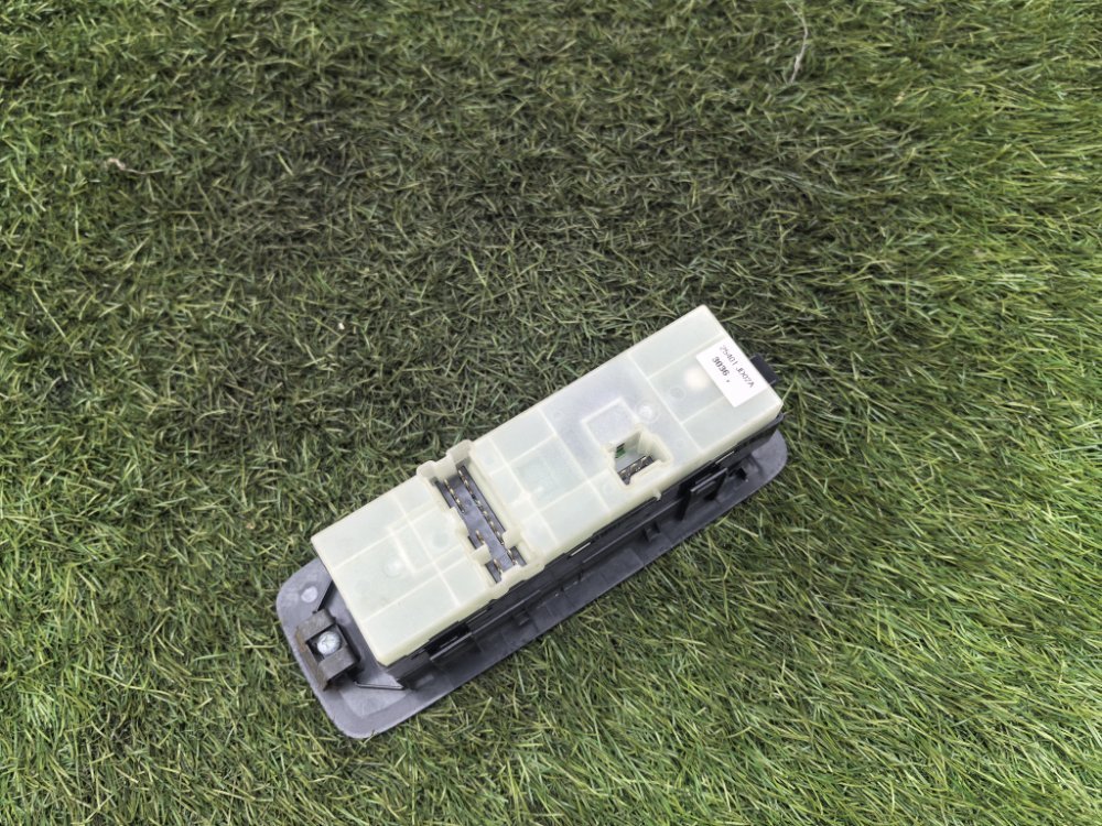 Блок управления стеклоподъемниками, 1500 рублей, Красноярск