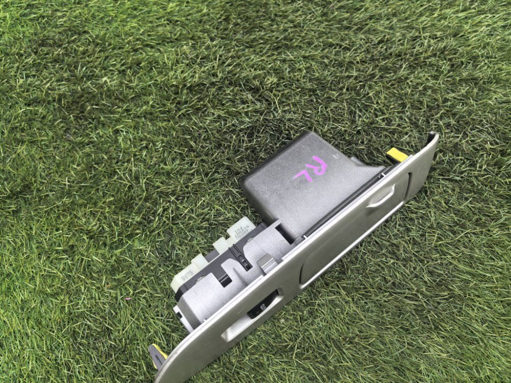 Блок управления стеклоподъемниками, 1100 рублей, Красноярск