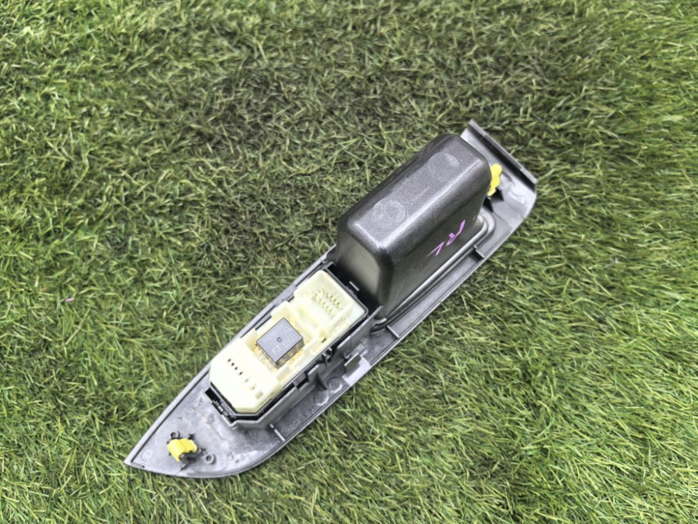 Блок управления стеклоподъемниками, 1100 рублей, Красноярск