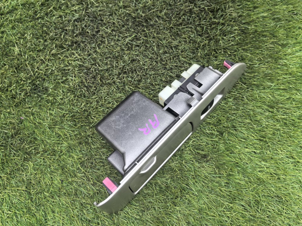 Блок управления стеклоподъемниками, 1100 рублей, Красноярск