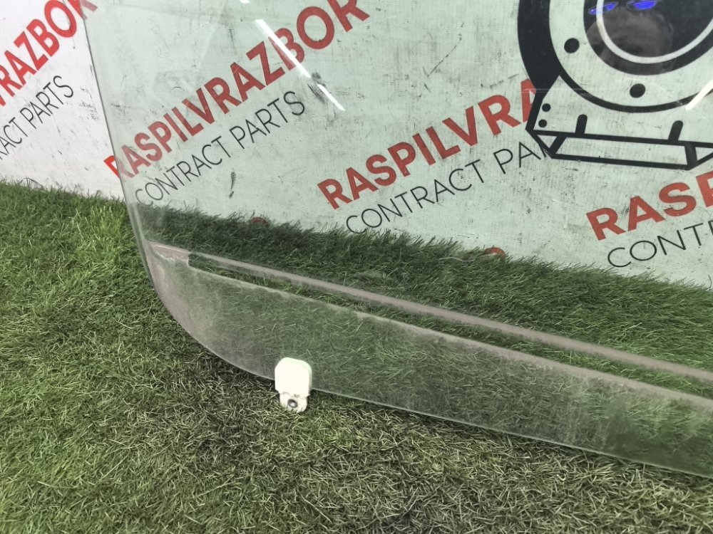 стекло боковое, 1500 рублей, Красноярск