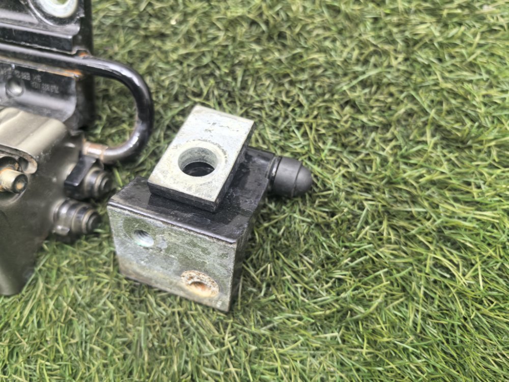 крепление двери, 1500 рублей, Красноярск