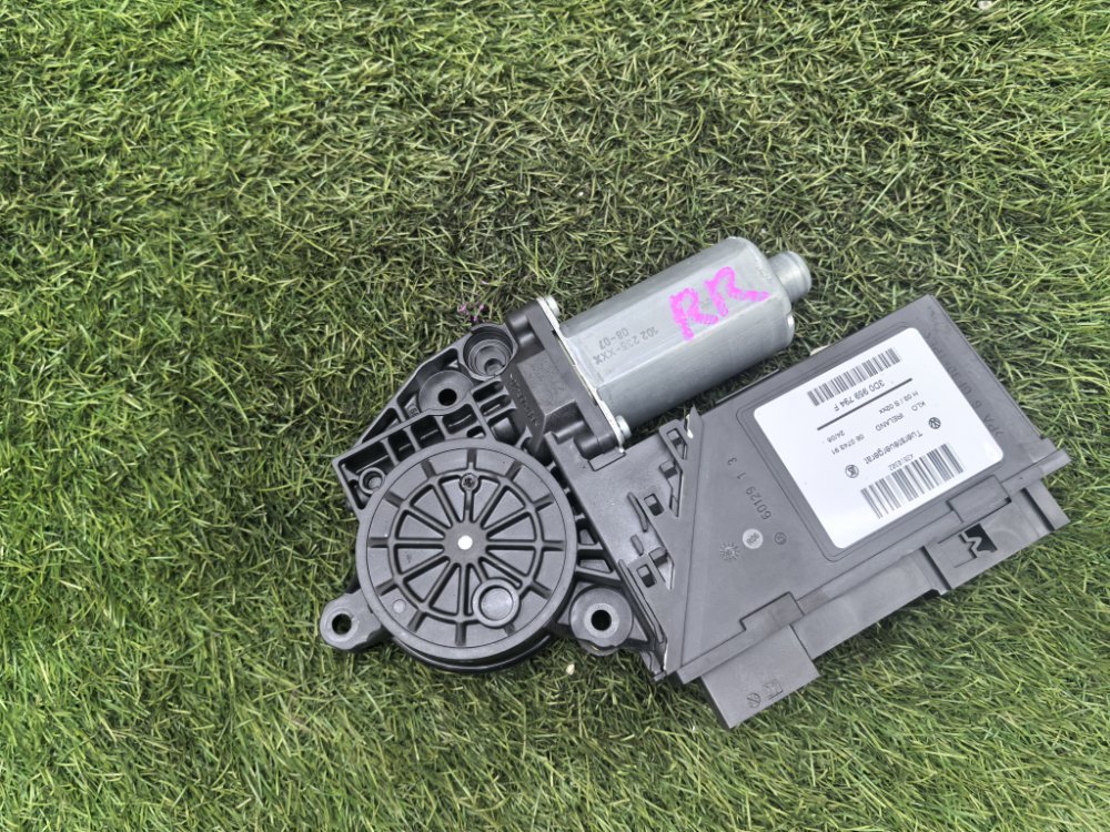 Мотор стеклоподъемника, 1500 рублей, Красноярск