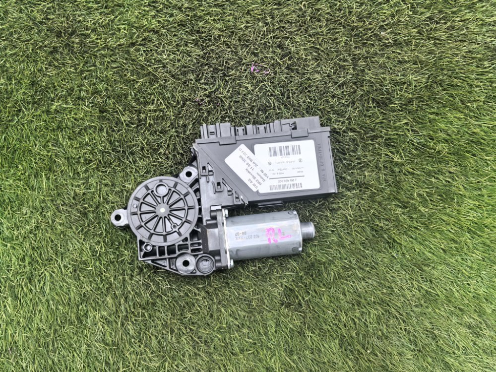 Мотор стеклоподъемника, 1500 рублей, Красноярск