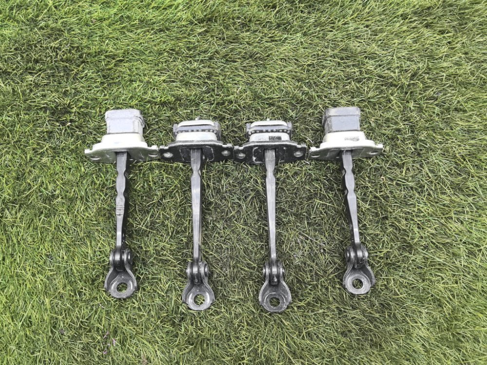 Ограничитель двери, 4500 рублей, Красноярск