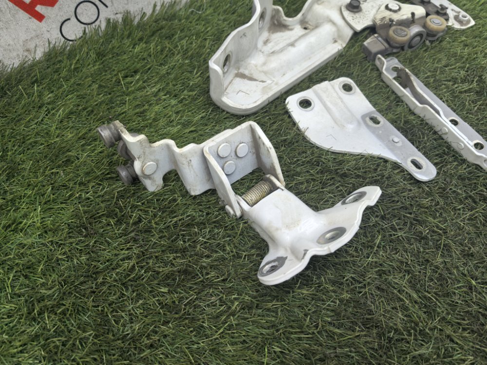 крепление двери, 4500 рублей, Красноярск