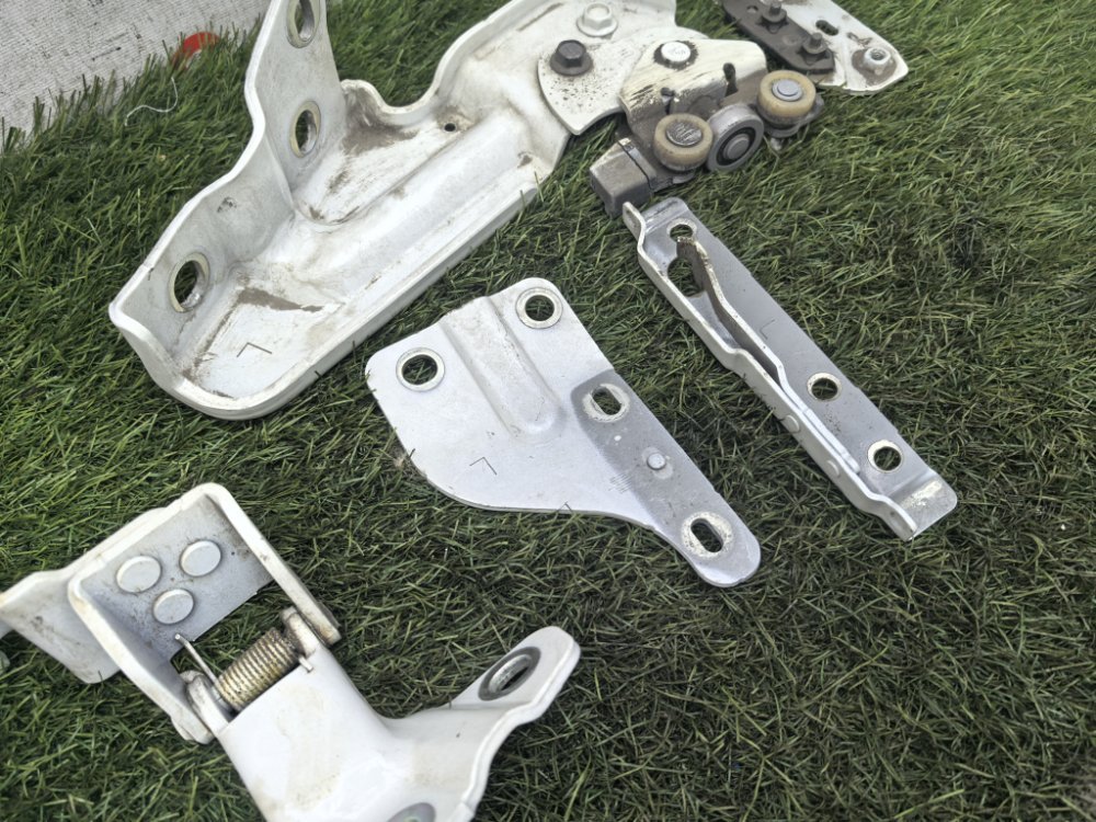 крепление двери, 4500 рублей, Красноярск